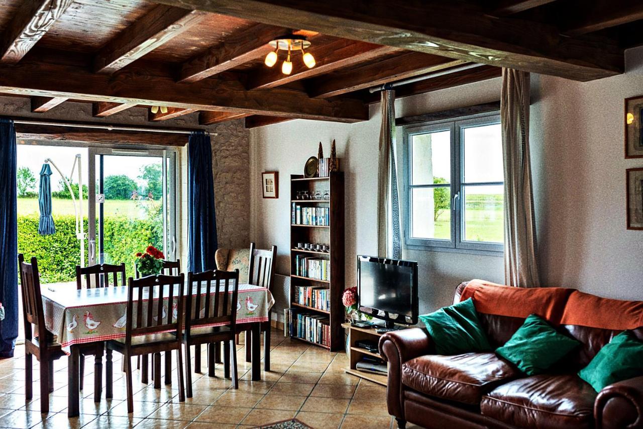 Les Gites De Brives 外观 照片